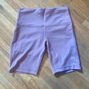 Lulu biker shorts